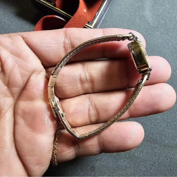 Vntg Caravelle By Bulova Ladies Mechanical Wind Cocktail Watch Gold Tone Working - Picture 9 of 11